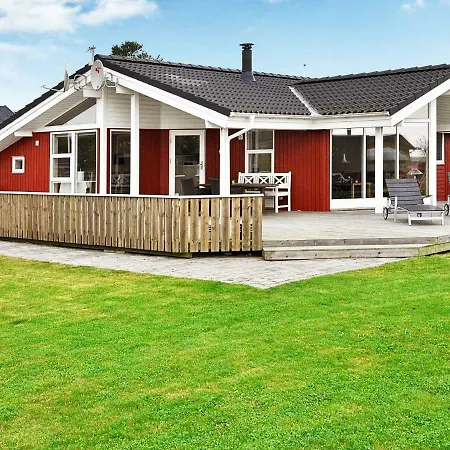Three-bedroom Holiday In Juelsminde 10 Hébergement de vacances *